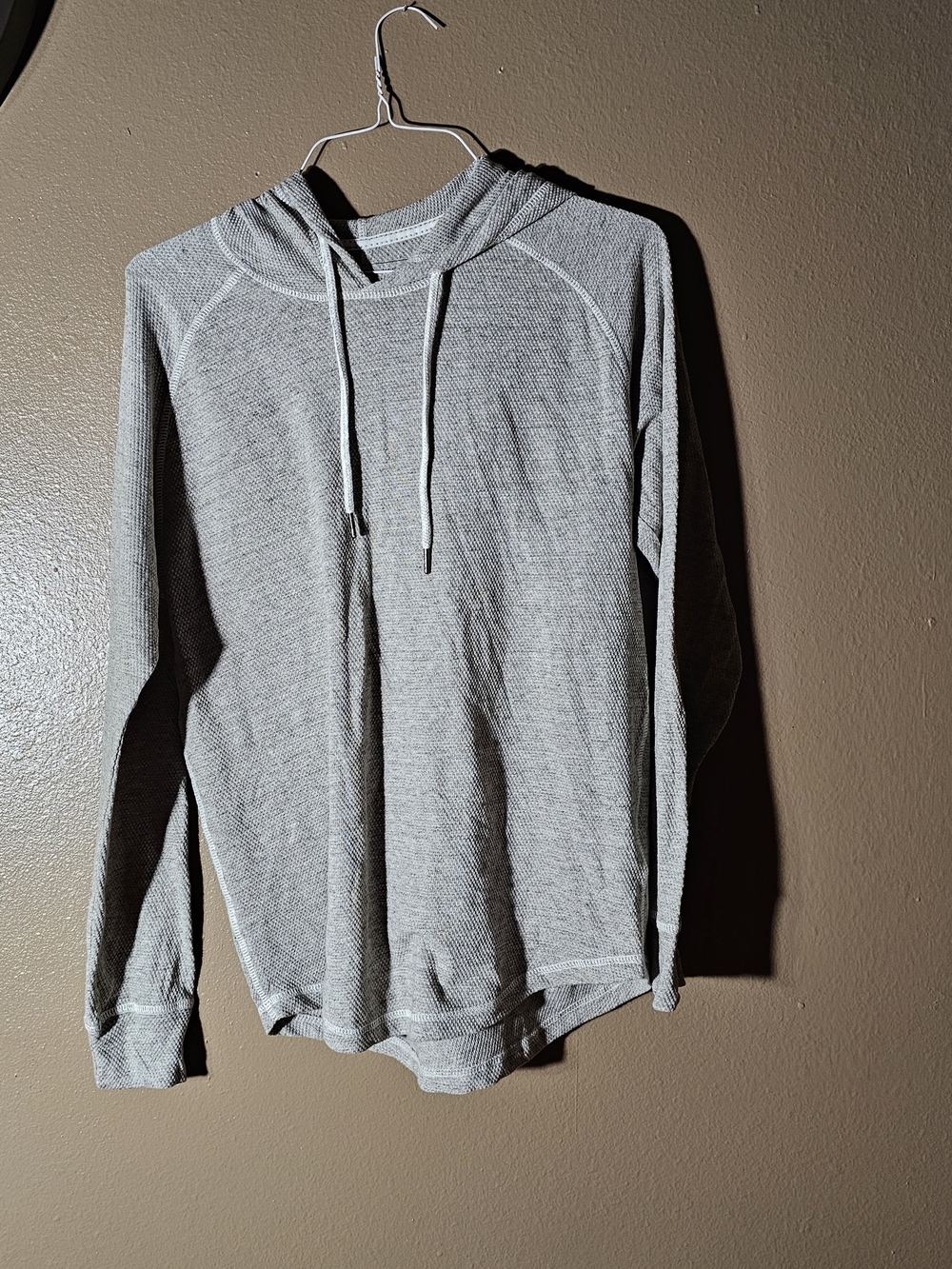 BKE Raglan Knit Men's Lightweight Hoodie Pullover Gray Size Medium Athletic Fit